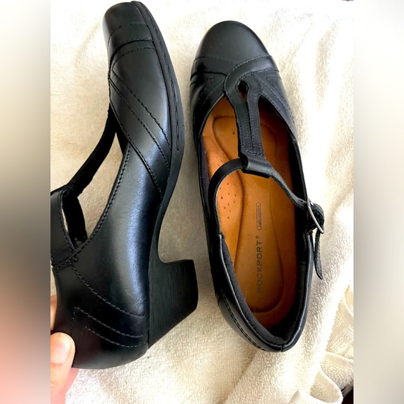 rockport mary jane shoes